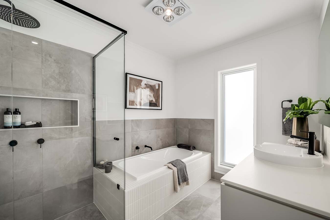 Cumberland 38 house design bathroom in Contempo style