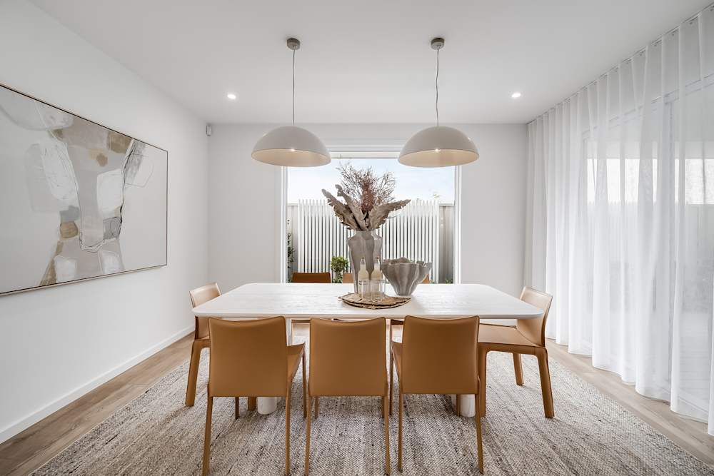 Eastwood 37 house design dining in Urban style alt