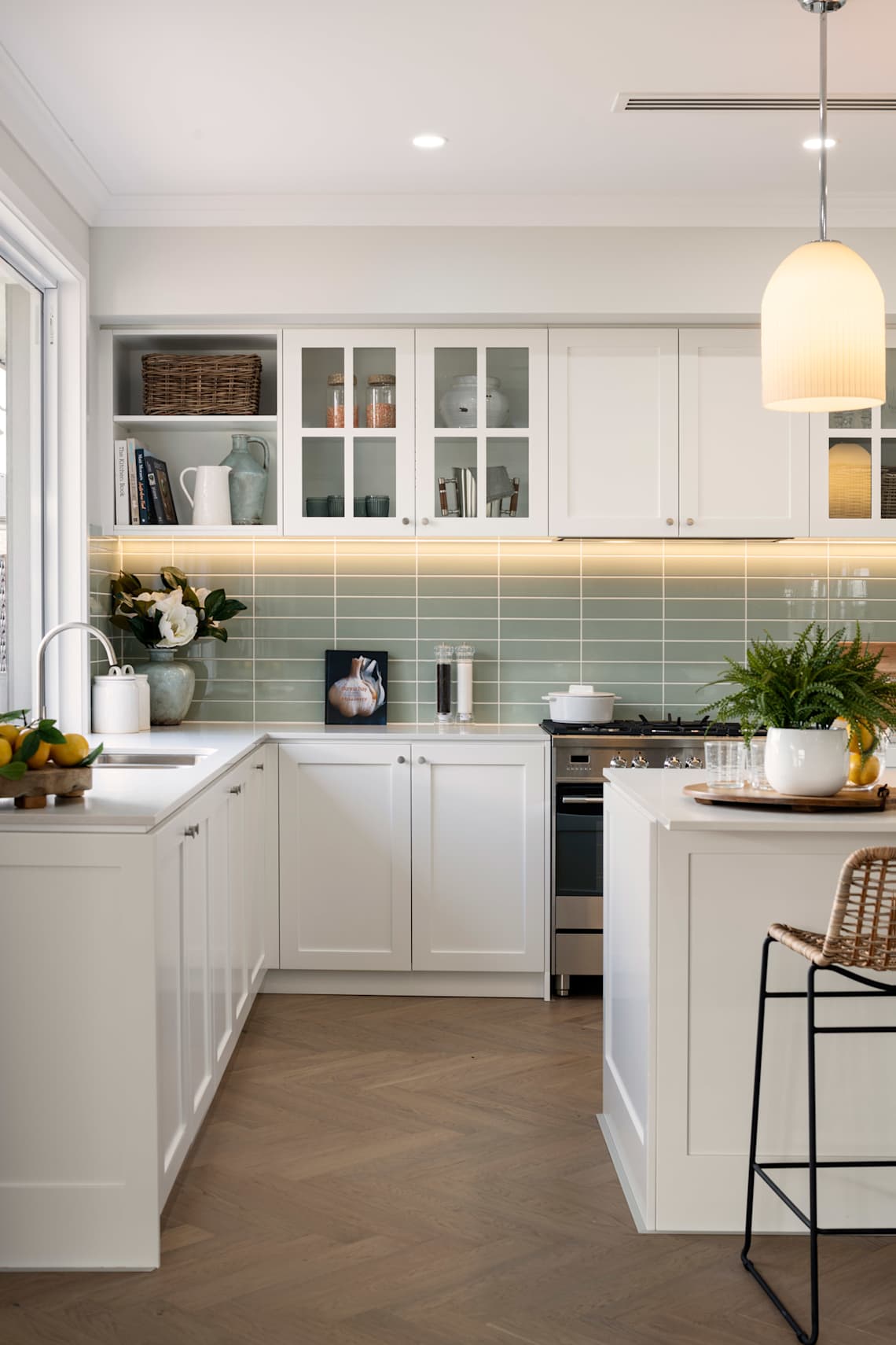 Riverglen Classic house design kitchen in classic style
