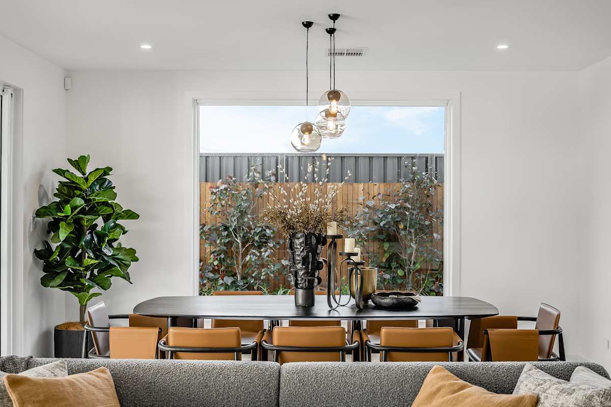 Cumberland 38 house design dining in Contempo style
