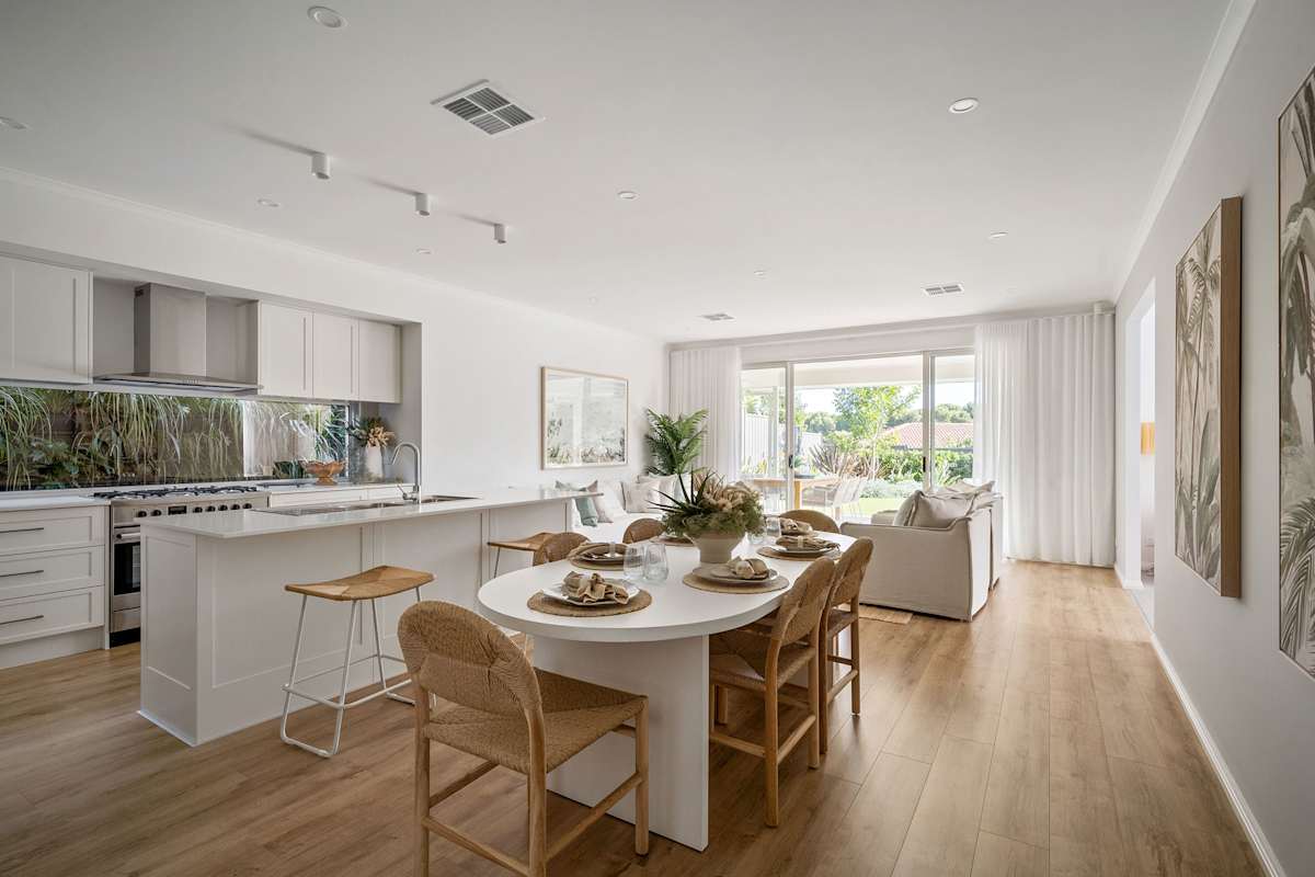 Eclipse Four house design Dining in Coastal style