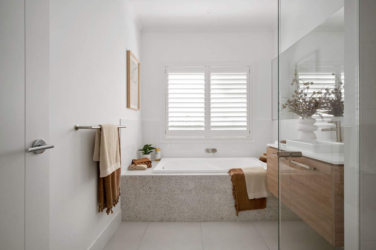 Oxford 25 house design bathroom in Contempo style