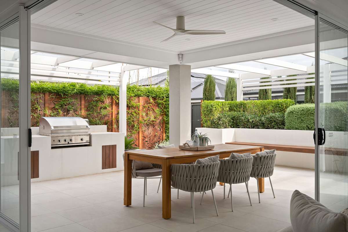 Richmond 30 home design Contempo style alfresco