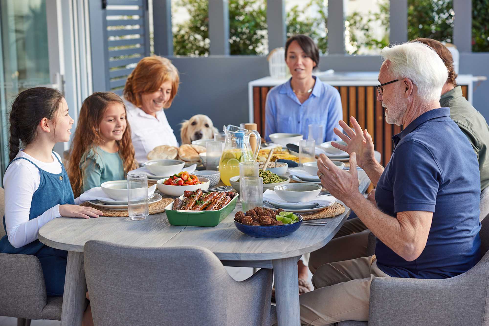 image upload c_limit,f_auto,w_2000 v1776139886 content-images lifestyle weeks-homes-lifestyle-2