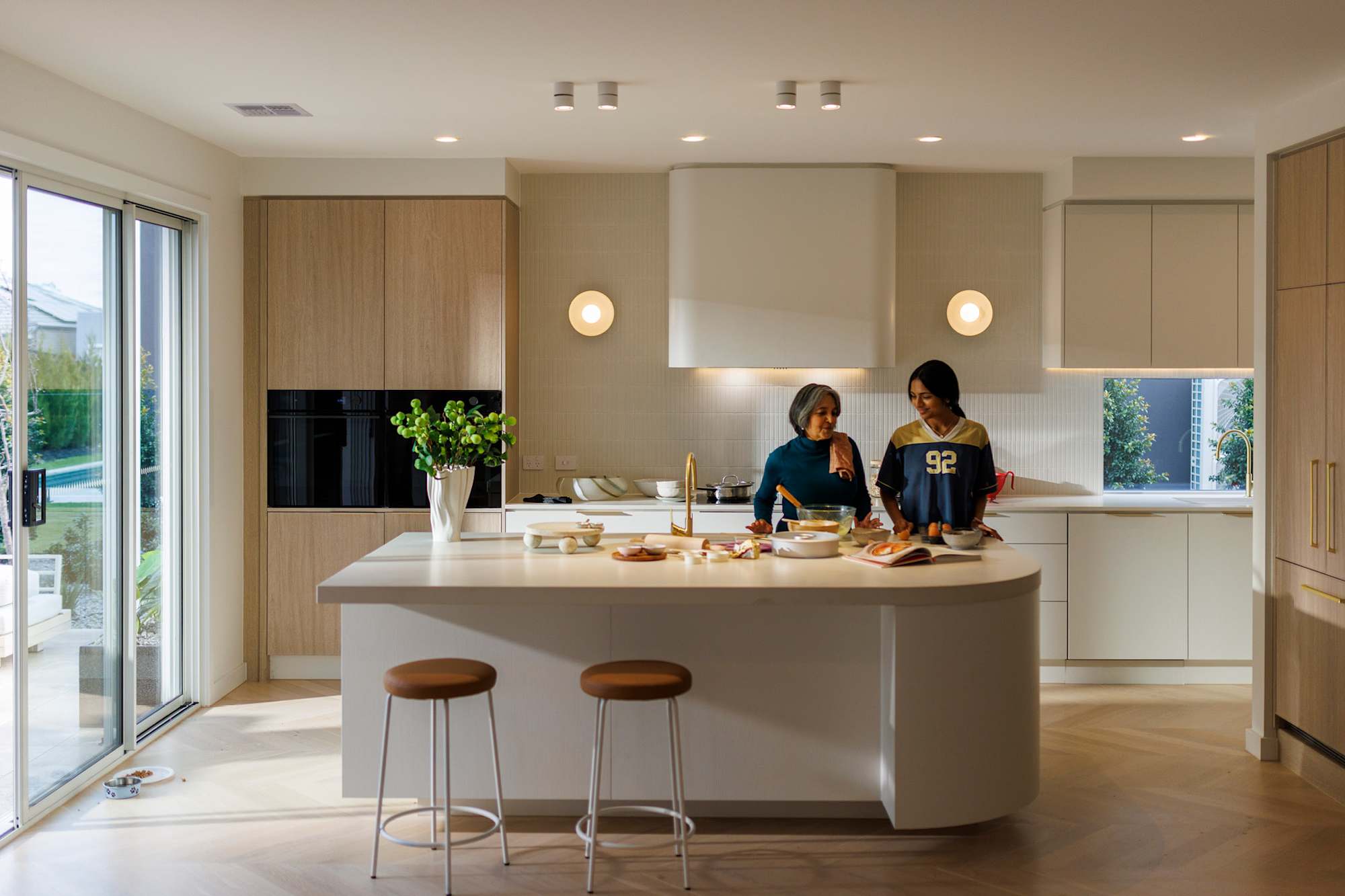 image upload c_limit,f_auto,w_2000 v1776140188 content-images lifestyle weeks-homes-lifestyle-38