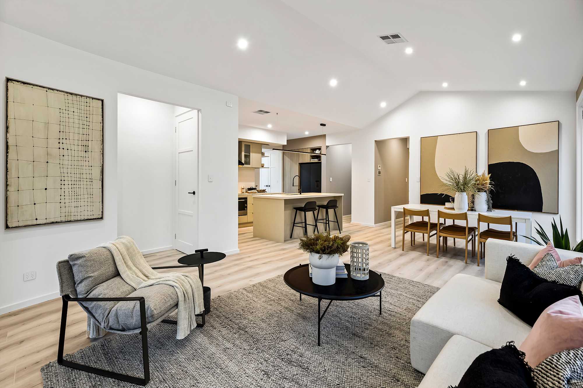 Windsor 25 house design living in Global style