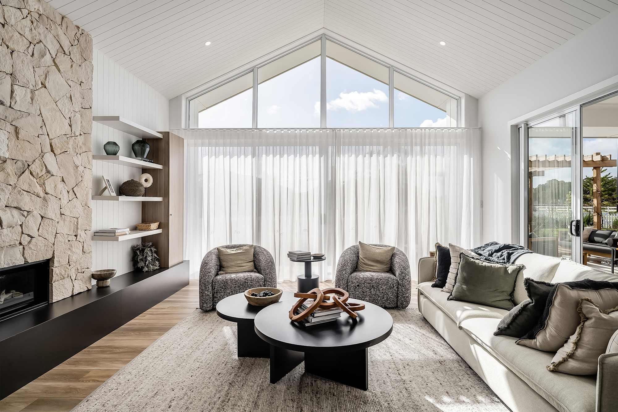 Balhannah Executive house design Living - Display Homes Adelaide