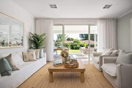 image upload c_limit,f_auto,w_560 v1786583543 content-images government-grants eclipse-four-house-design-living-room