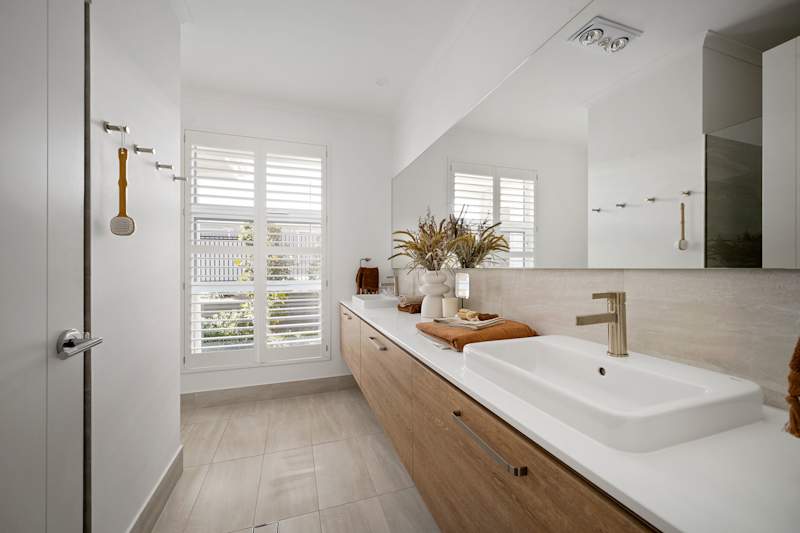 Gilberton 25 house design ensuite in Contempo style