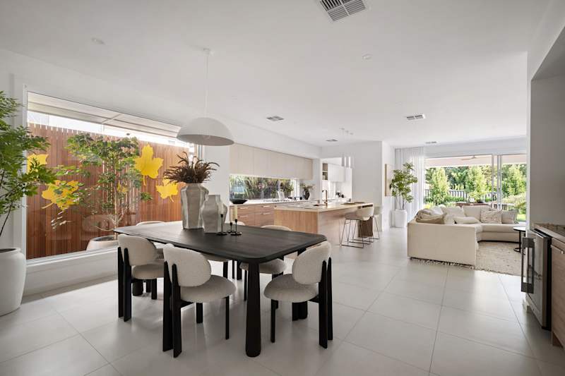 Gilberton 25 house design dining in Contempo style
