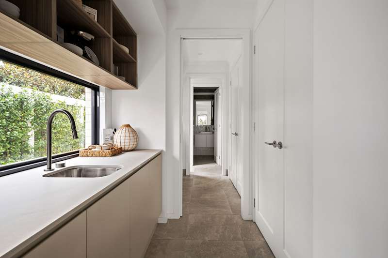 image upload c_limit,f_auto,w_800 v1783571043 home-designs wayville displays wayville-35-home-design-butlers-pantry