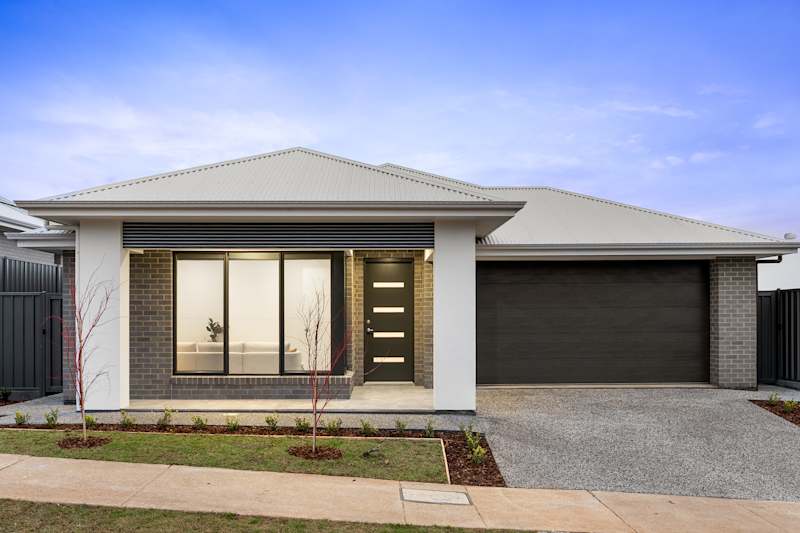 image upload c_limit,f_auto,w_800 v1789106892 complete-by-weeks internal-images 16-turnberry-crescent 16-turnberry-crescent-4